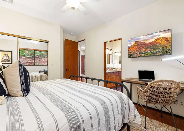Luxury With 75' Lap Pool, Hot Tub & Breathtaking Vortex Views * Sedona