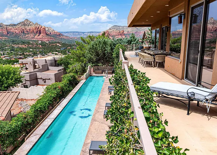 Luxury With 75' Lap Pool, Hot Tub & Breathtaking Vortex Views Hébergement de vacances Sedona