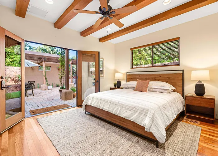 Luxury With 75' Lap Pool, Hot Tub & Breathtaking Vortex Views Sedona