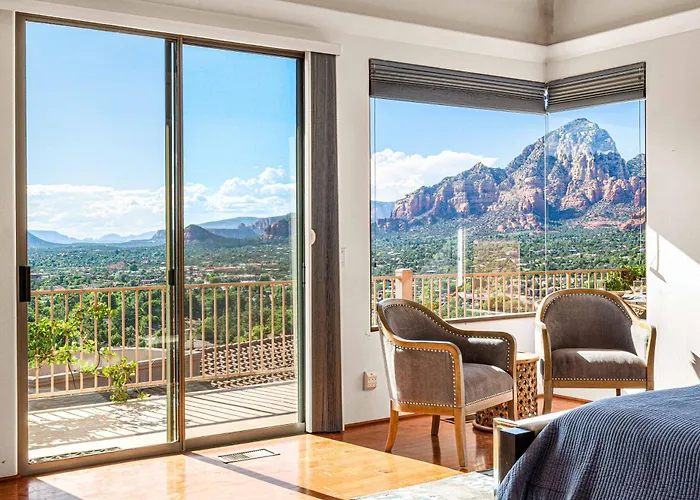 Luxury With 75' Lap Pool, Hot Tub & Breathtaking Vortex Views Hébergement de vacances *