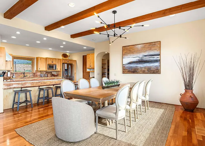 Luxury With 75' Lap Pool, Hot Tub & Breathtaking Vortex Views Hébergement de vacances